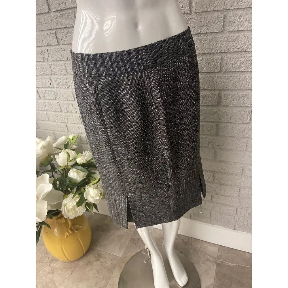 Le Suit Petite Women Gray Professional 2 Pcs Skirt Suit Set Size 6P